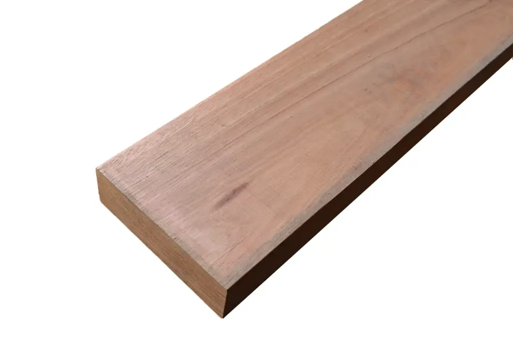 Tirante 38mm x 100mm x 5,4m - Pino Amarillo Finlandes UPM